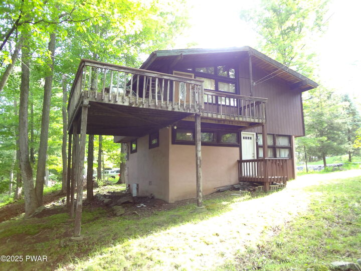 101 Gum Terrace  Greentown PA 18426 photo