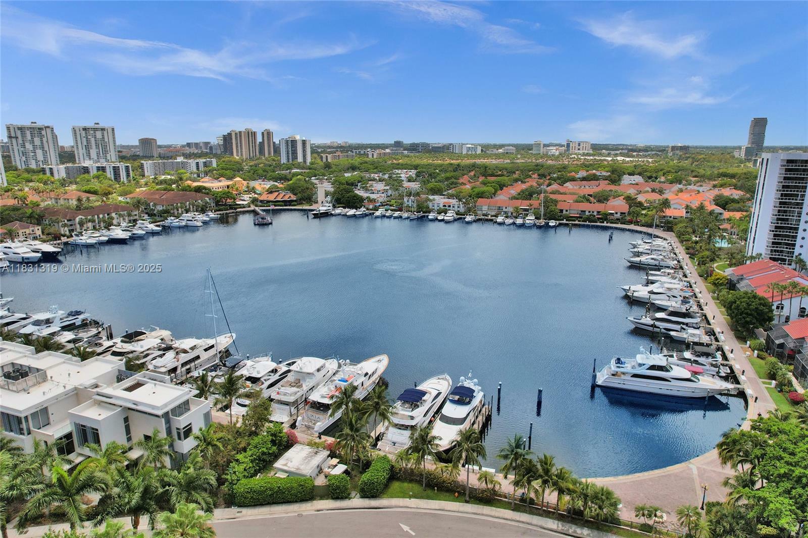 Property Photo:  21055 Yacht Club Dr 1707  FL 33180 