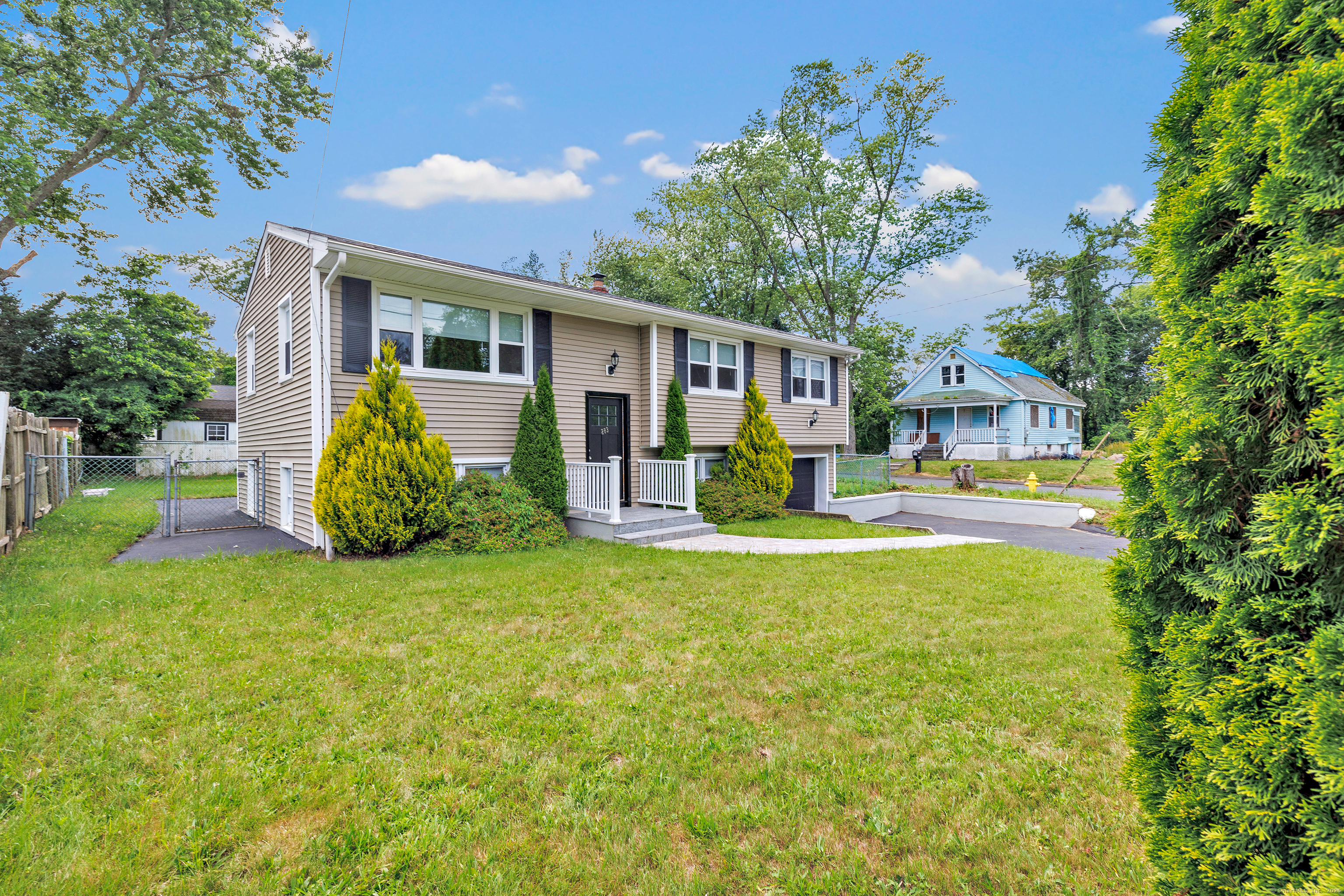 Property Photo: 283 Tuthill Street CT 06516