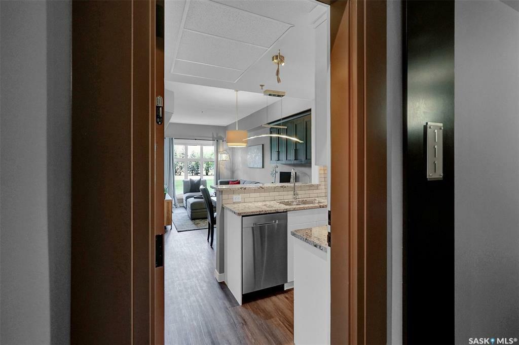 Property Photo:  1220 Blackfoot Drive 111  SK S4S 6T2 