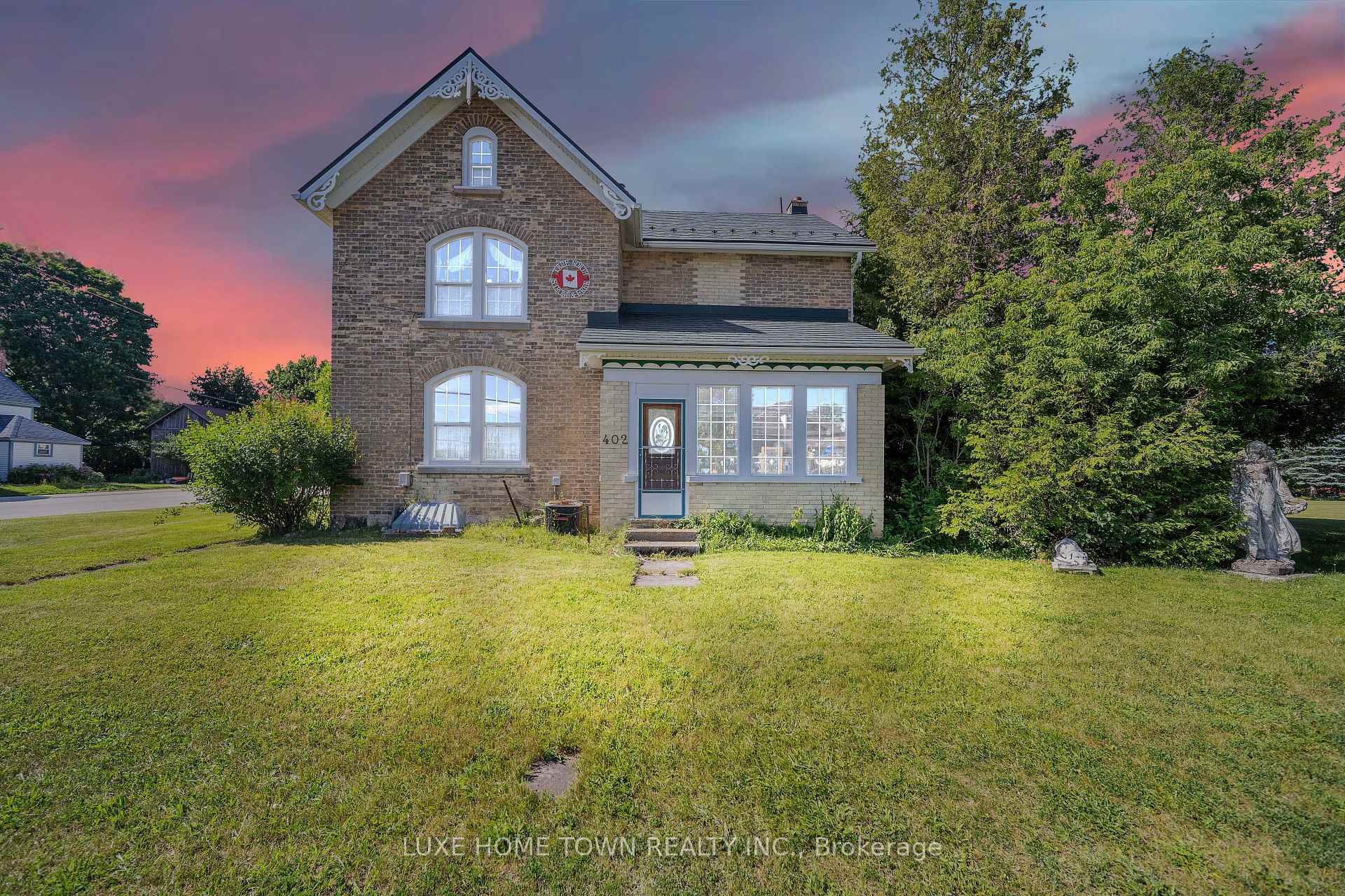 402 Lambton Street E  West Grey ON N0G 1R0 photo