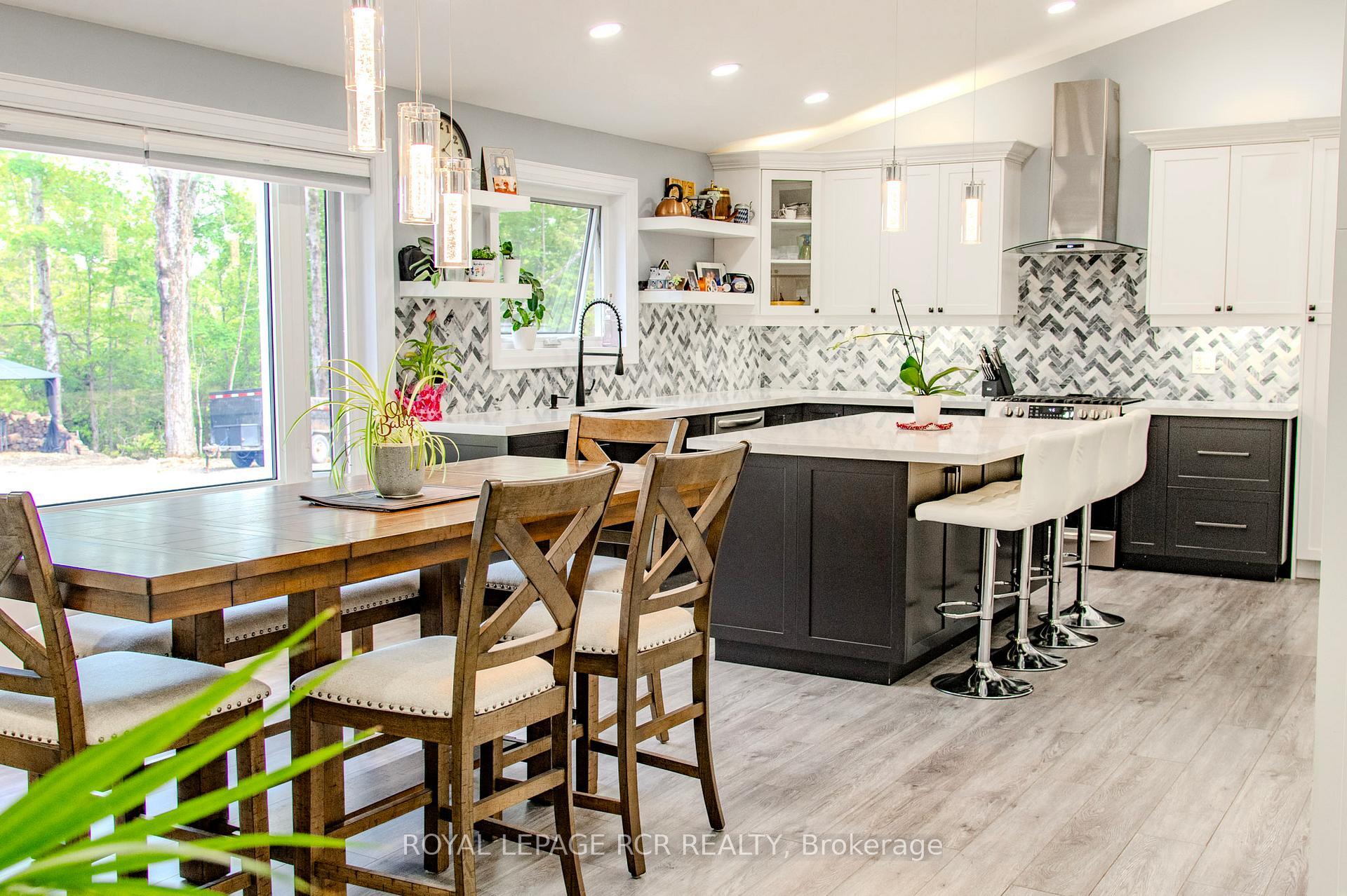 Property Photo: 9 Lytle Lane ON K0M 2B0