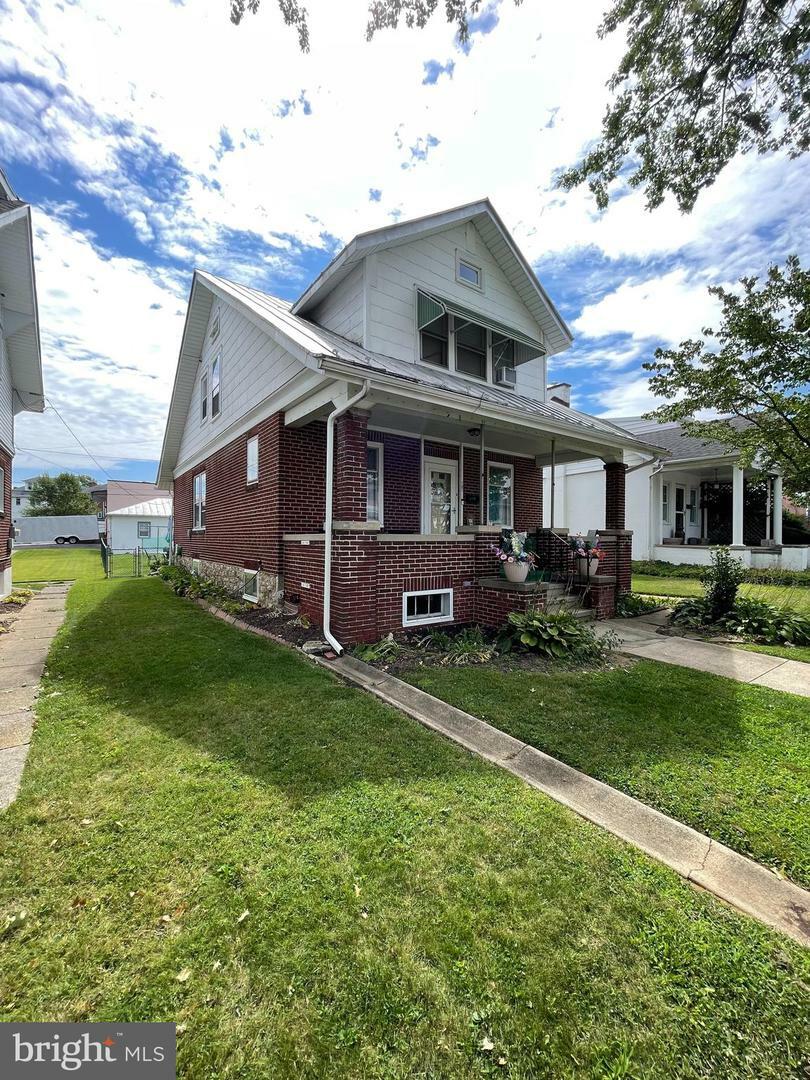 Property Photo:  107 N Miller Street  PA 19607 