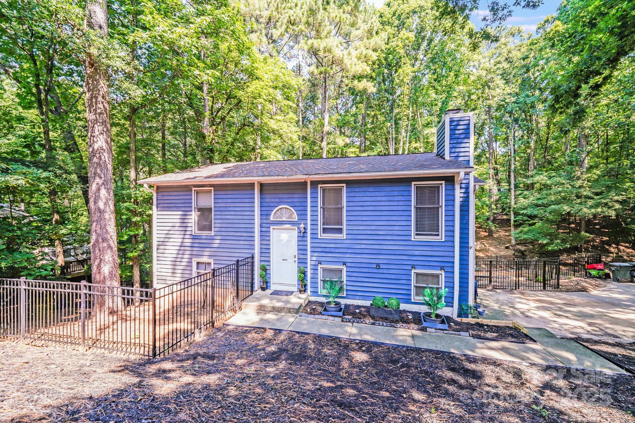 Property Photo: 2116 Bon Villa Way SC 29708