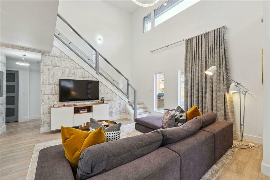 Property Photo:  1740 S Gordon Street SW  GA 30310 
