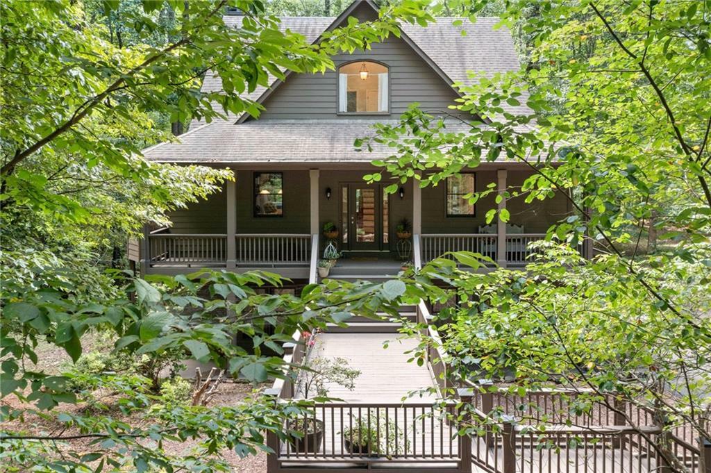 Property Photo: 326 Woodland Trace GA 30143