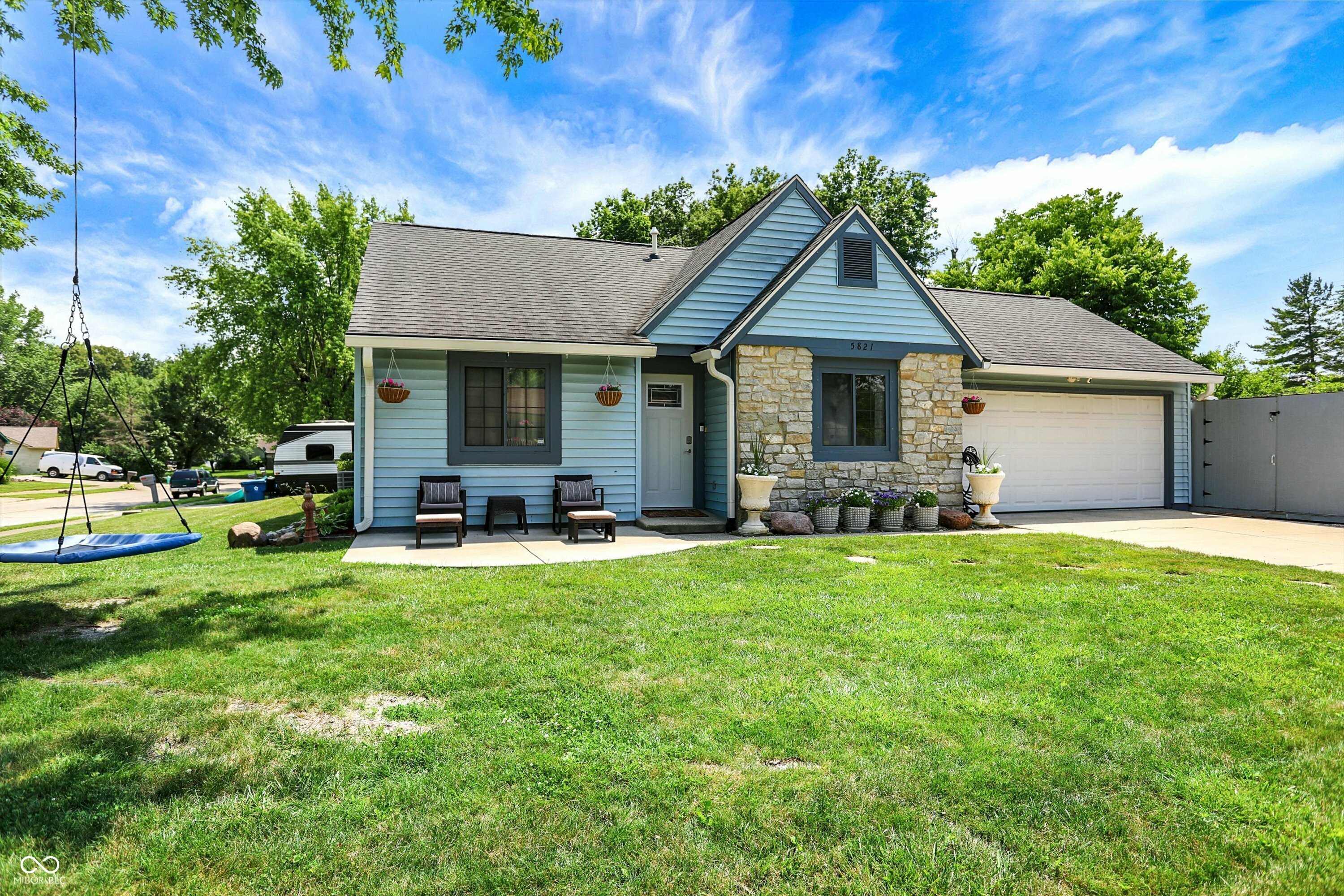 Property Photo:  5821 Pemberly Drive  IN 46221 