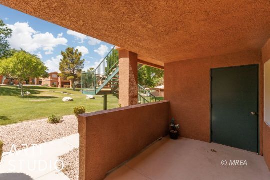 Property Photo: 338 Colleen E NV 89027