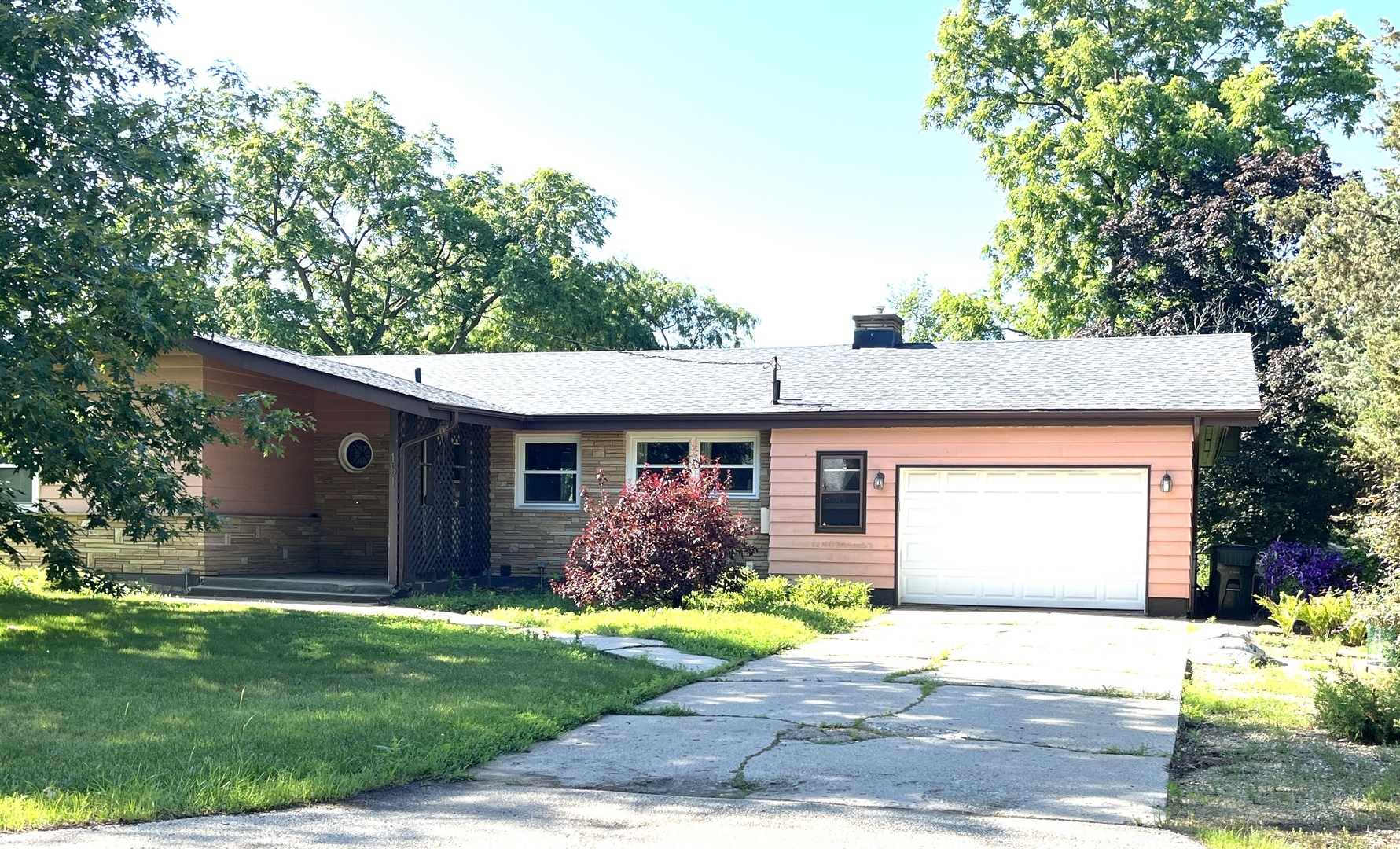 Property Photo: 151 South Avenue IL 60140