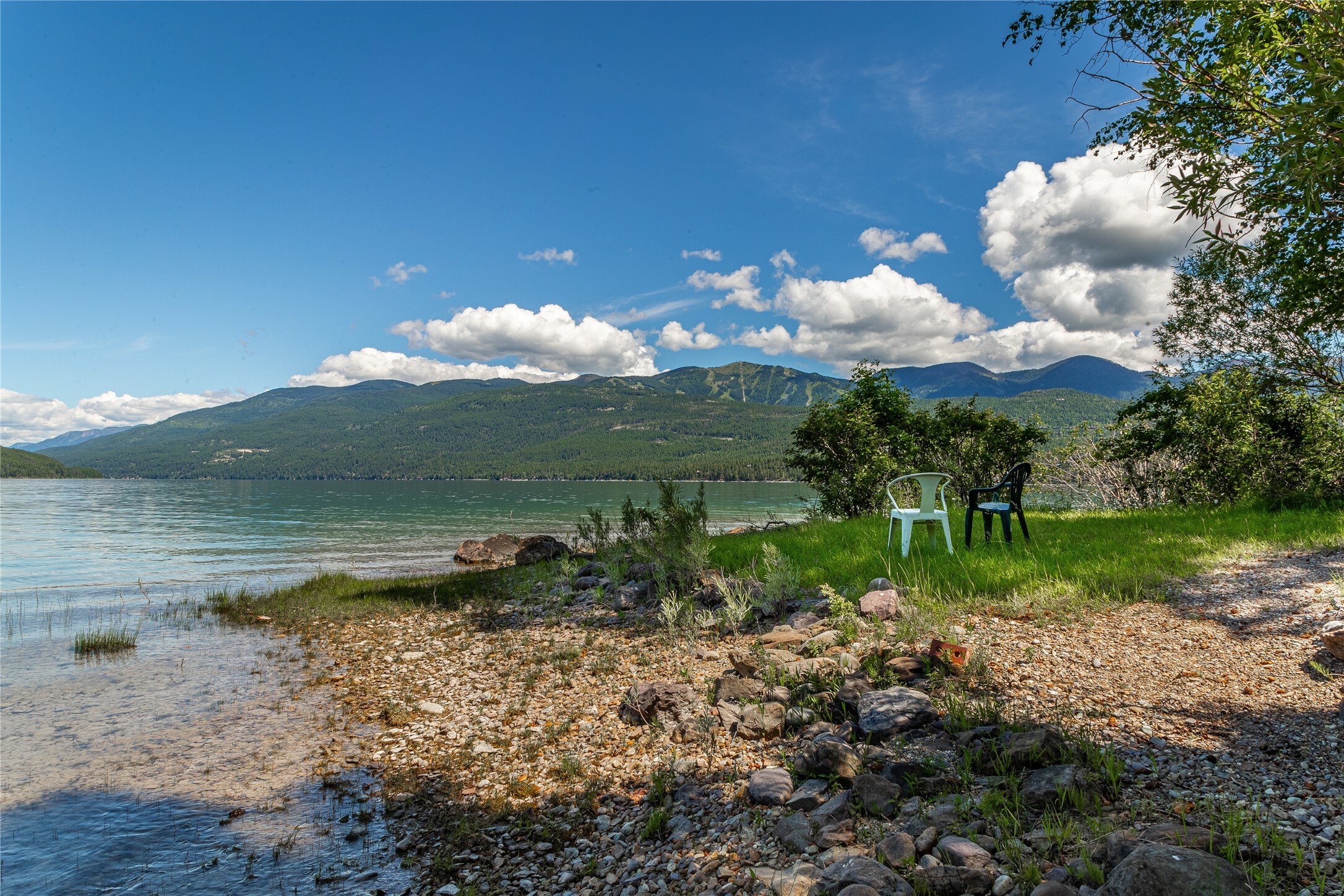 Property Photo:  1825 W Lakeshore Drive  MT 59937 