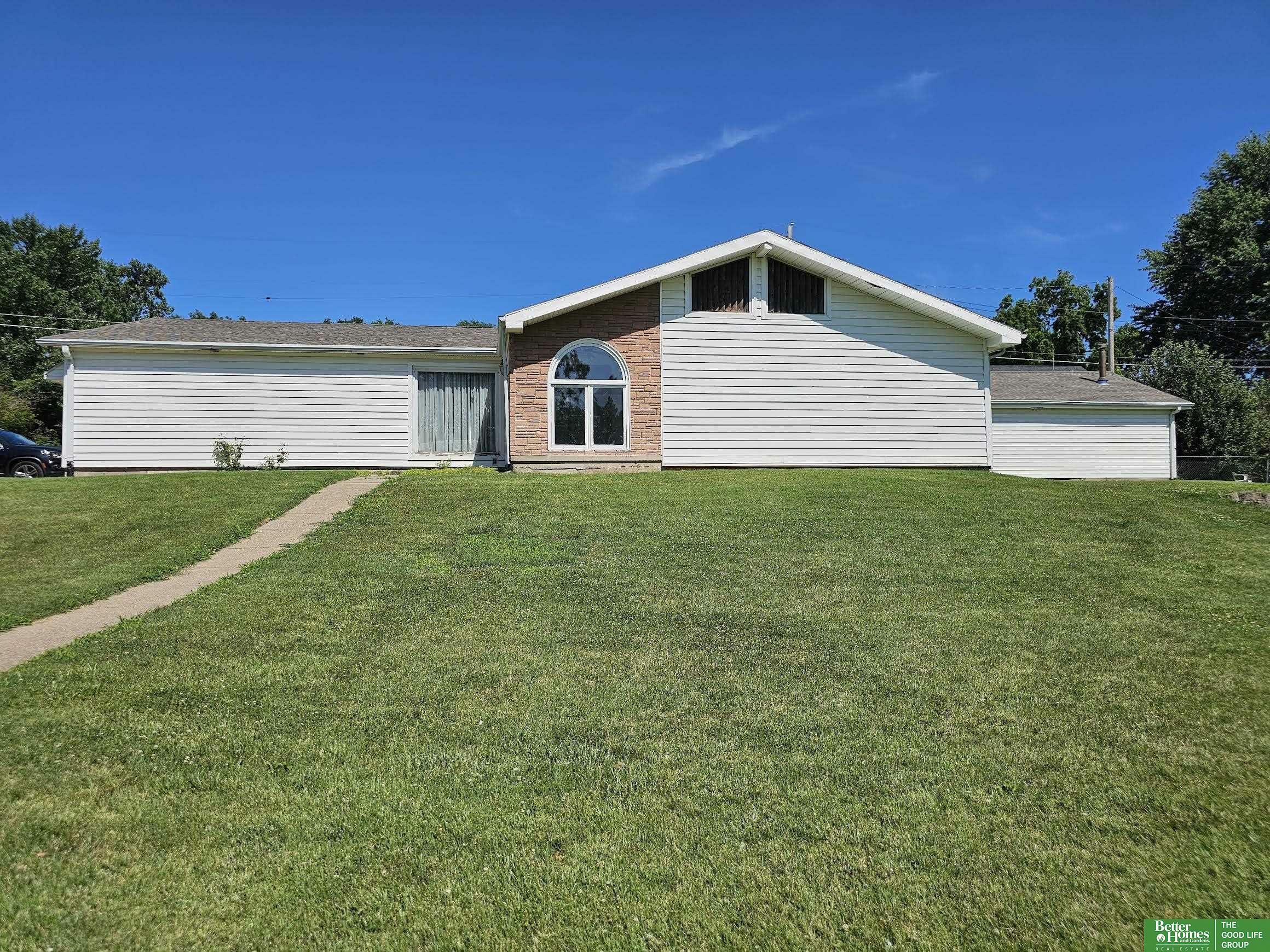 Property Photo:  5803 S 50 Avenue  NE 68117-9999 