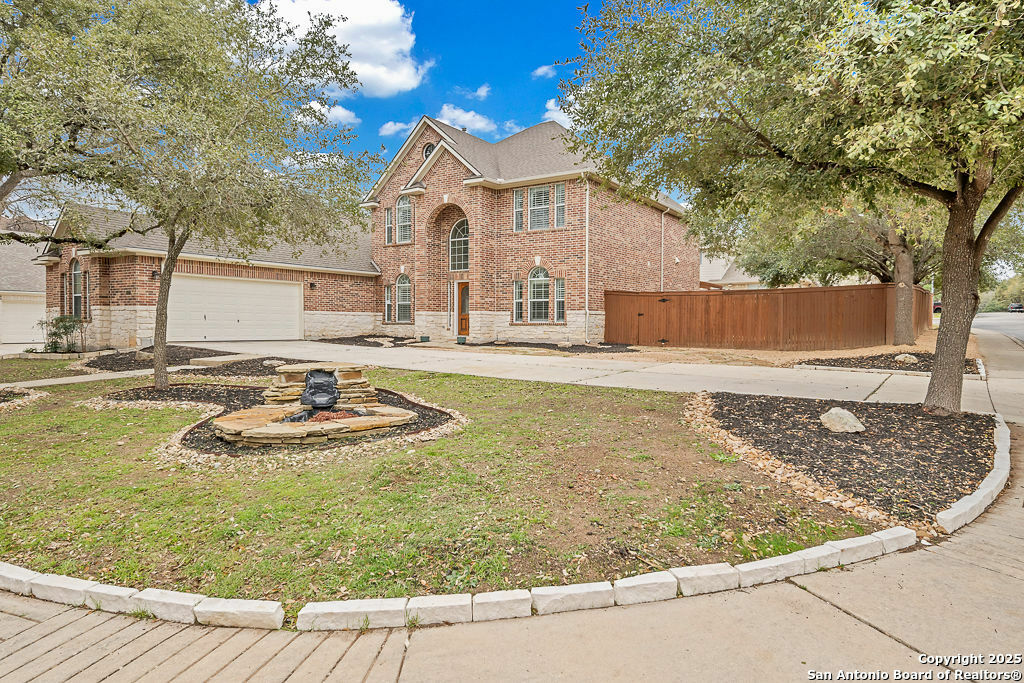 Property Photo: 327 Snowbell TX 78256