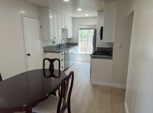 Property Photo:  1105 Kentwood Avenue  CA 95014 