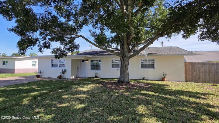 Property Photo:  410 Fourth Street  FL 32953 