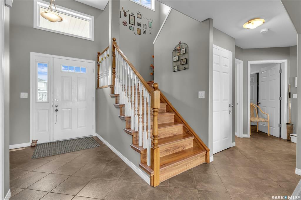 Property Photo:  715 Buckwold Cove  SK S7N 4V8 
