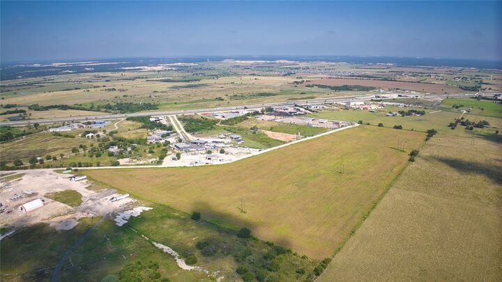 35 Ih  Jarrell TX 76537 photo