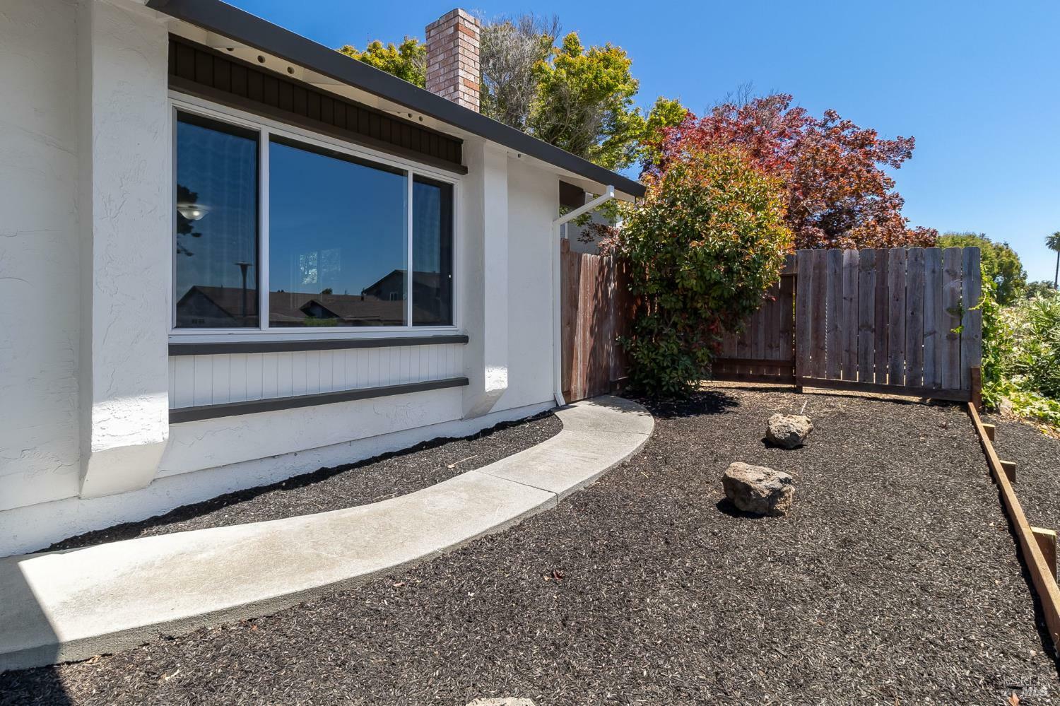 Property Photo: 331 Larkin Drive CA 94510