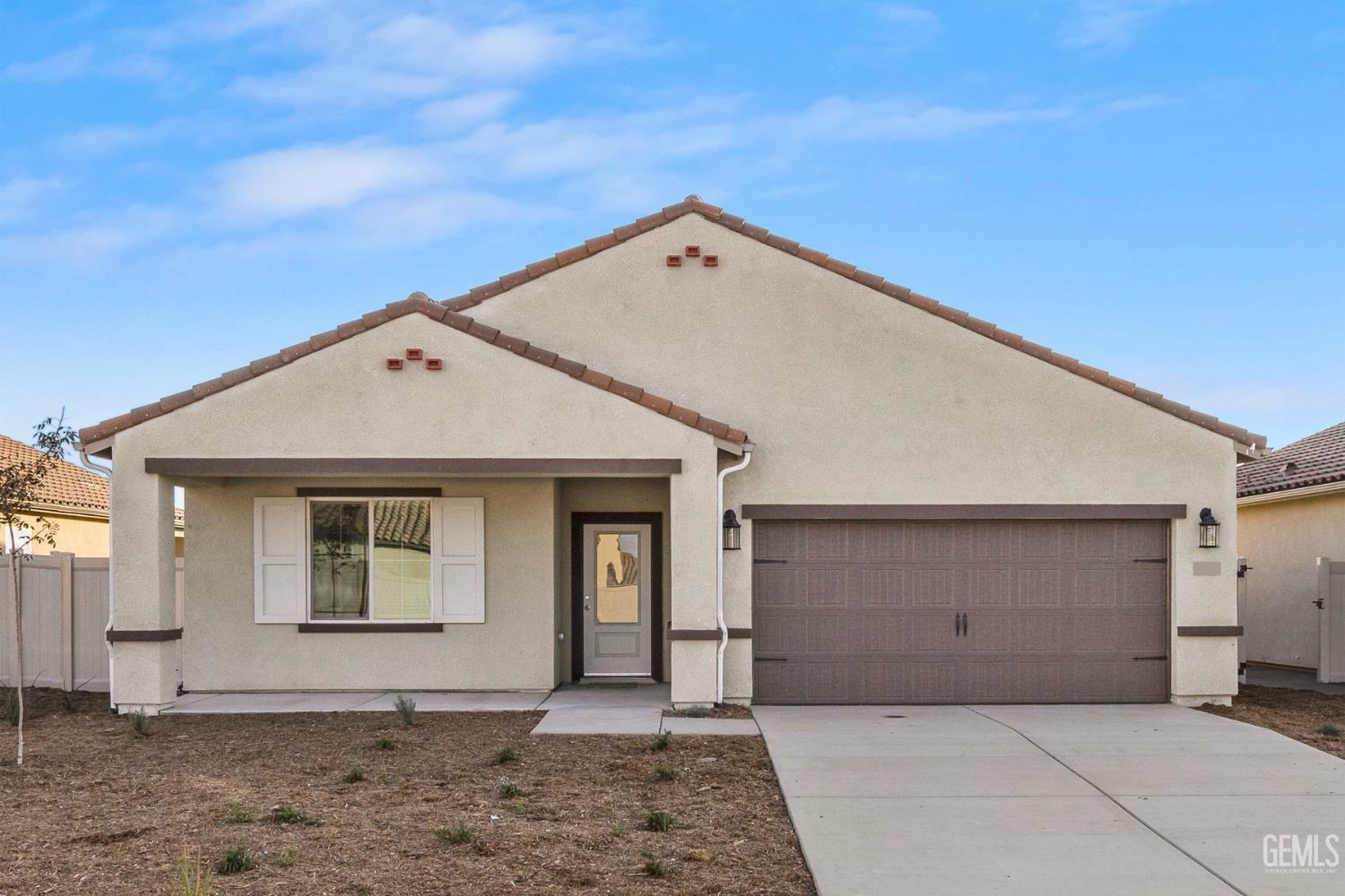 7806 Grapefruit Drive  Bakersfield CA 93313 photo