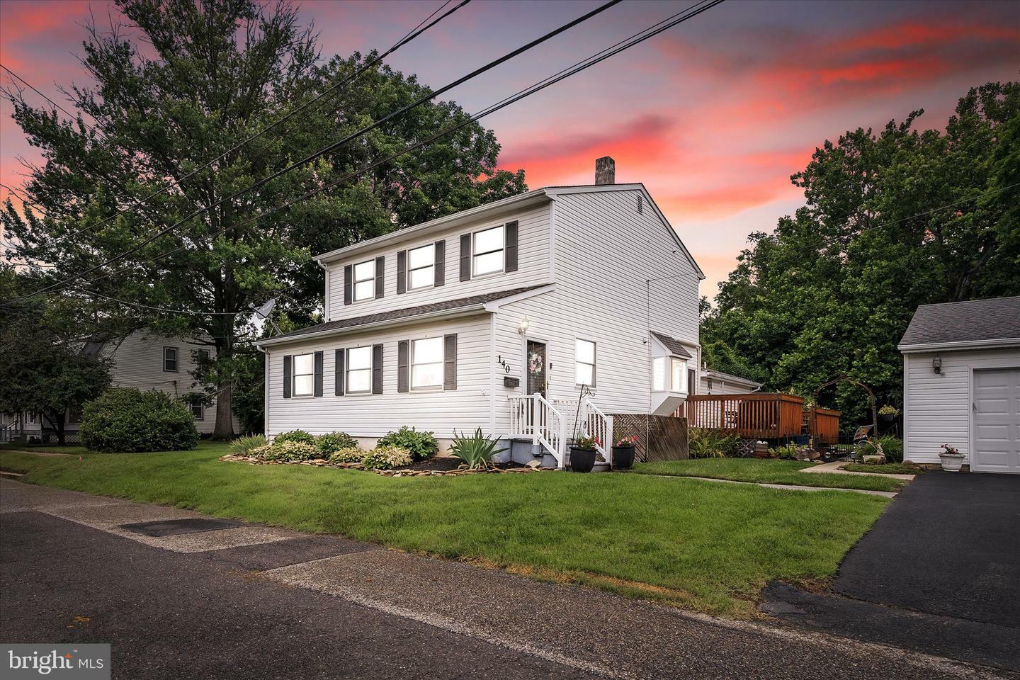 140 Grandview Avenue  Hamilton NJ 08620 photo