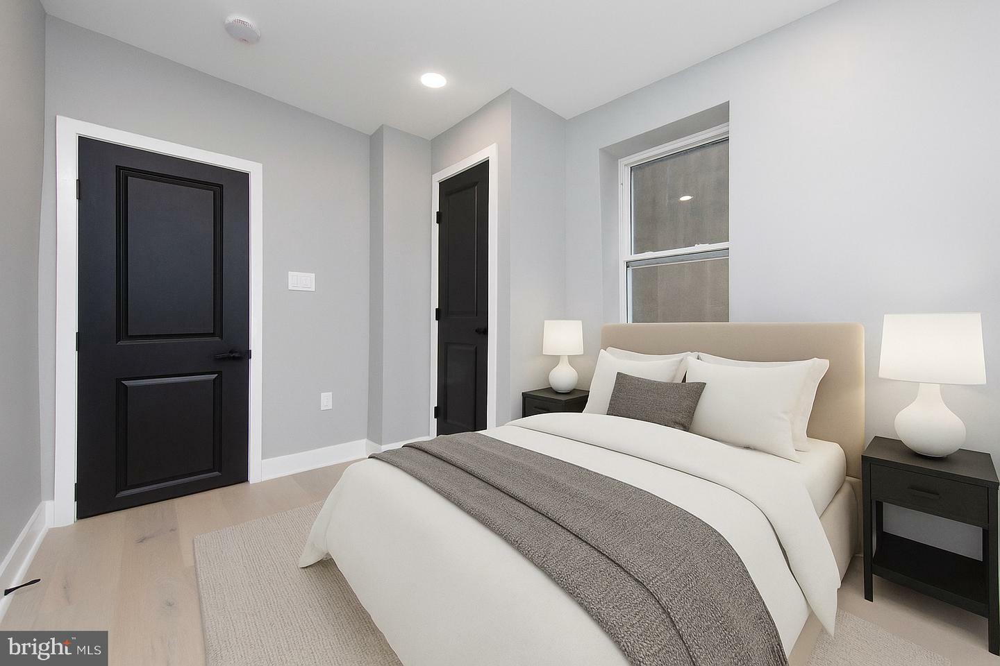 Property Photo: 1725 W Thompson Street PA 19121
