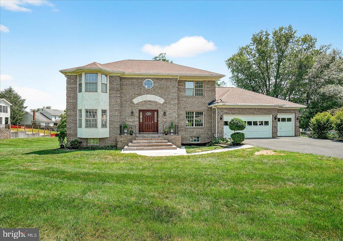 Property Photo: 10199 Maxine Street MD 21042