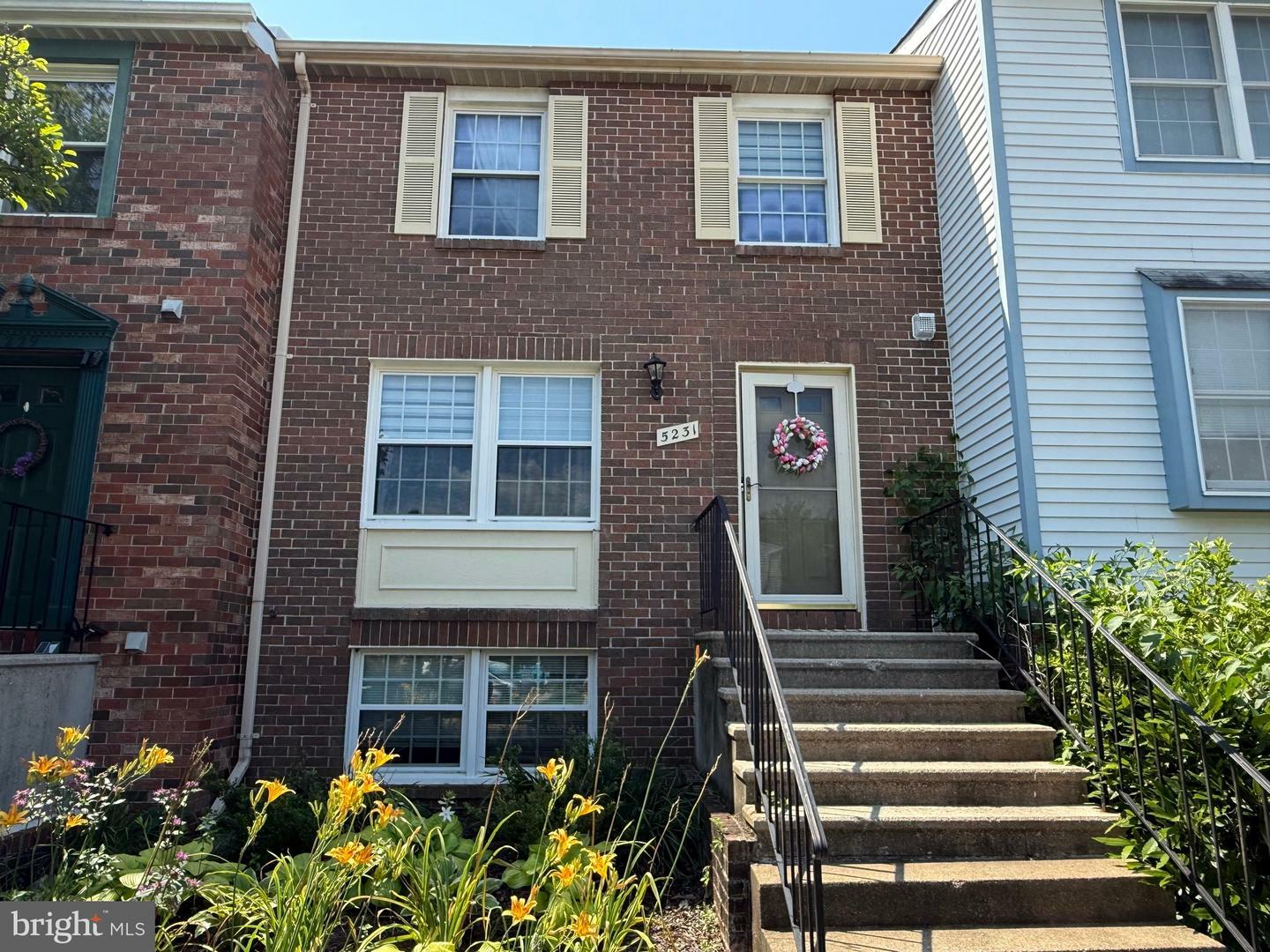5231 Pleasure Cove Court  Alexandria VA 22315 photo
