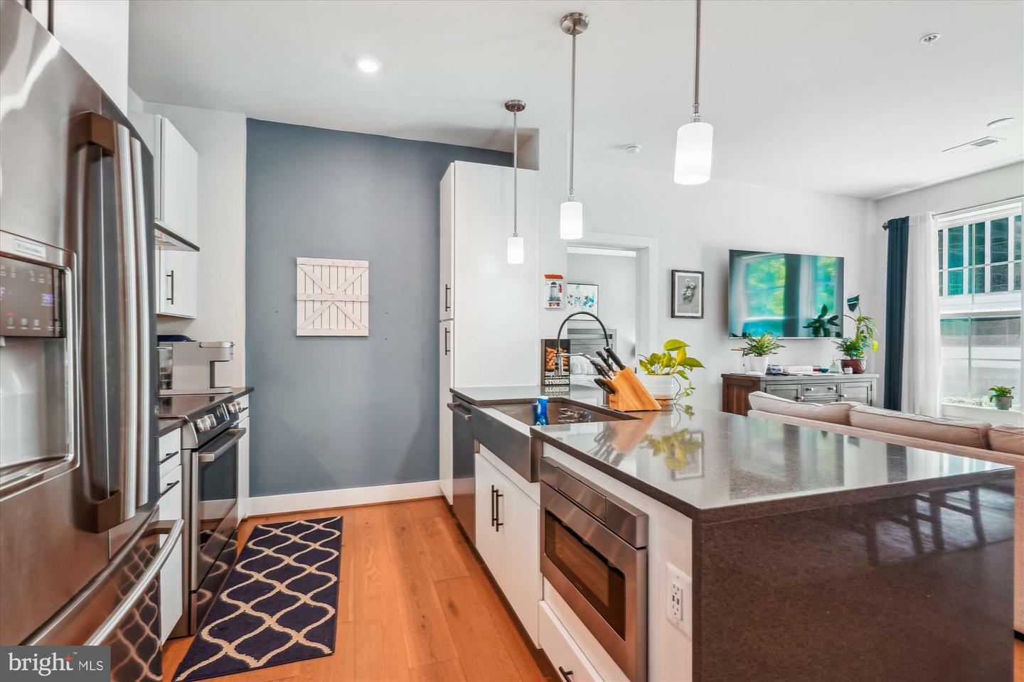 Property Photo: 1411 Key Boulevard 210 VA 22209