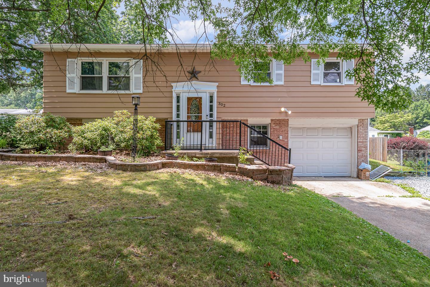 Property Photo: 302 Hickory Hill Terrace PA 17109