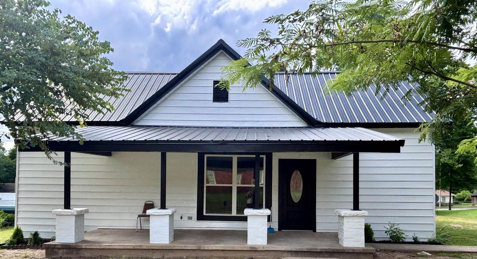 Property Photo:  225 S Seminary Street  AR 72846 