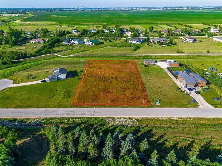 Property Photo: 320 Slater Road MB R4A 3A1