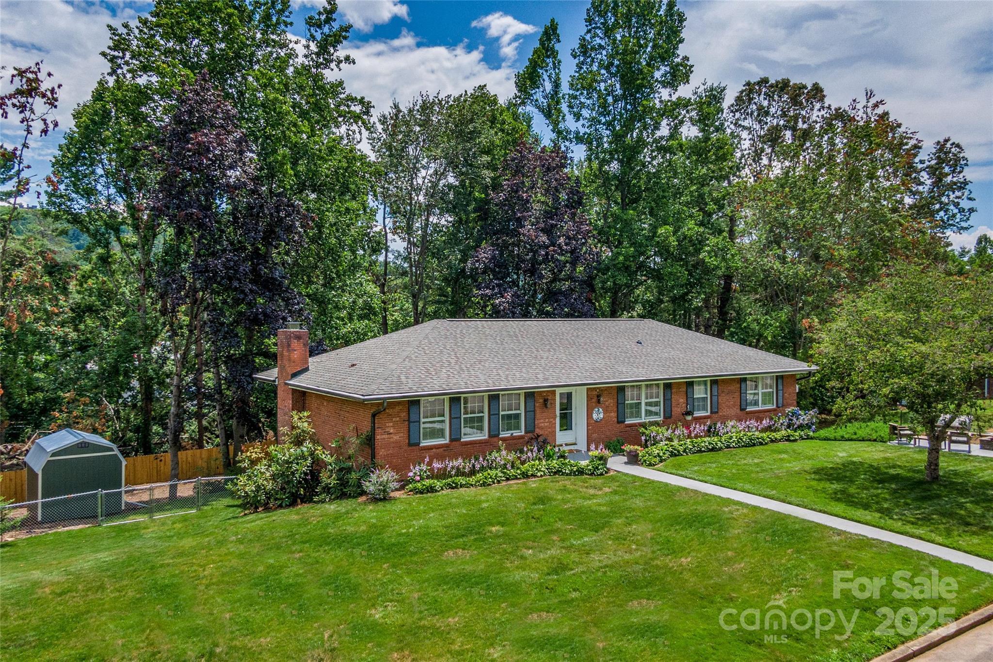 Property Photo: 11 Blueberry Hill Road NC 28804