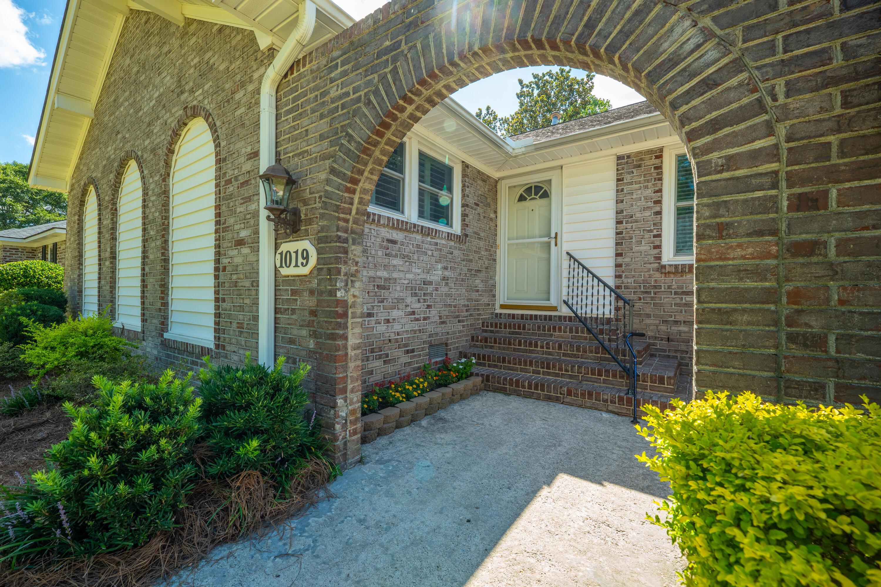 Property Photo: 1019 Yeamans Hall Road SC 29410