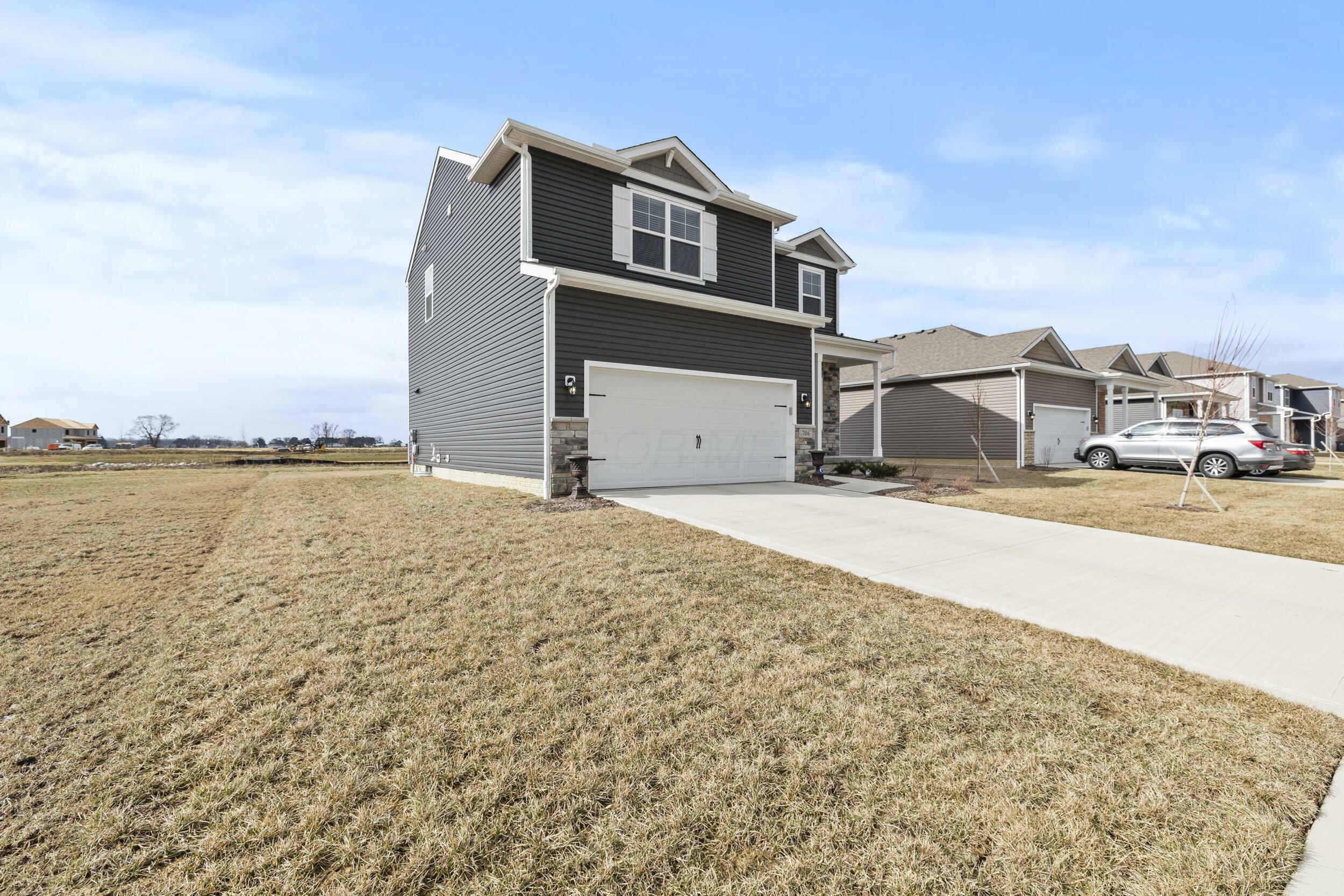 Property Photo: 706 Leslie Drive OH 43064
