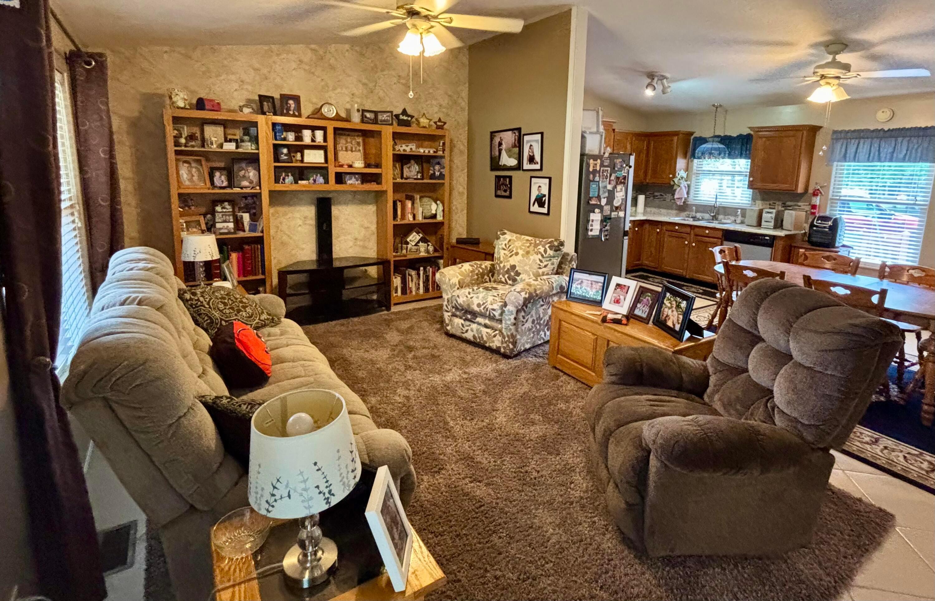 Property Photo: 329 Floralwood Drive OH 43028