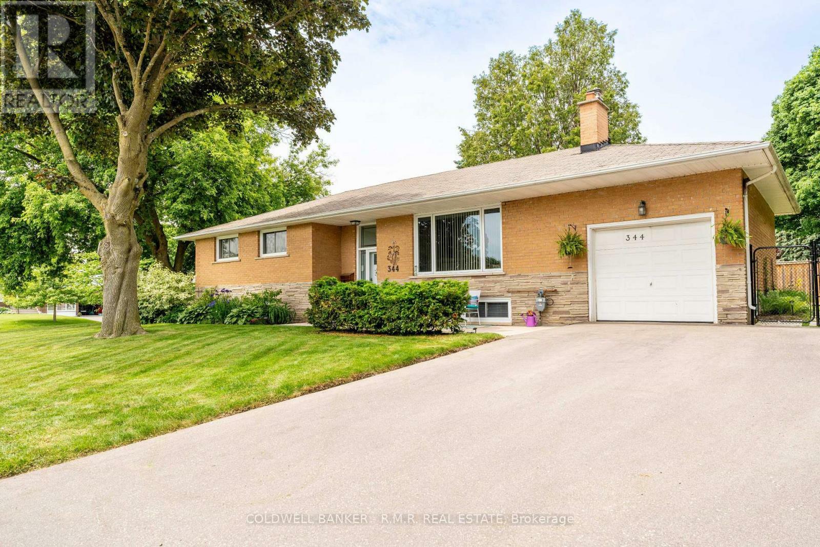 Property Photo: 344 Woodlea Avenue Lower ON L1J 3J6