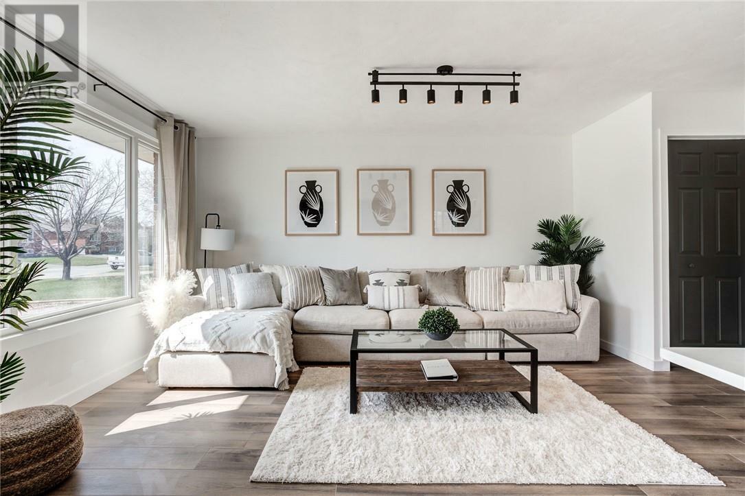 Property Photo: 1148 Prestige Place ON P3A 4W9