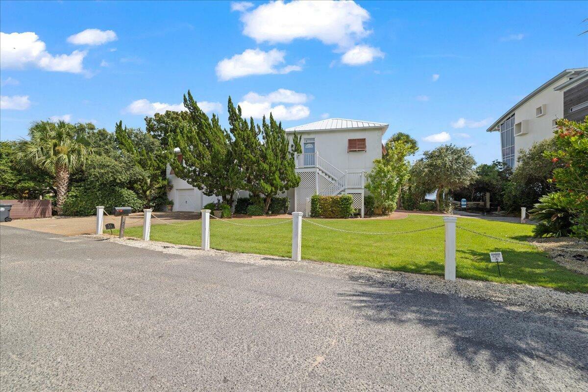 Property Photo: 51 S Andalusia Avenue FL 32459