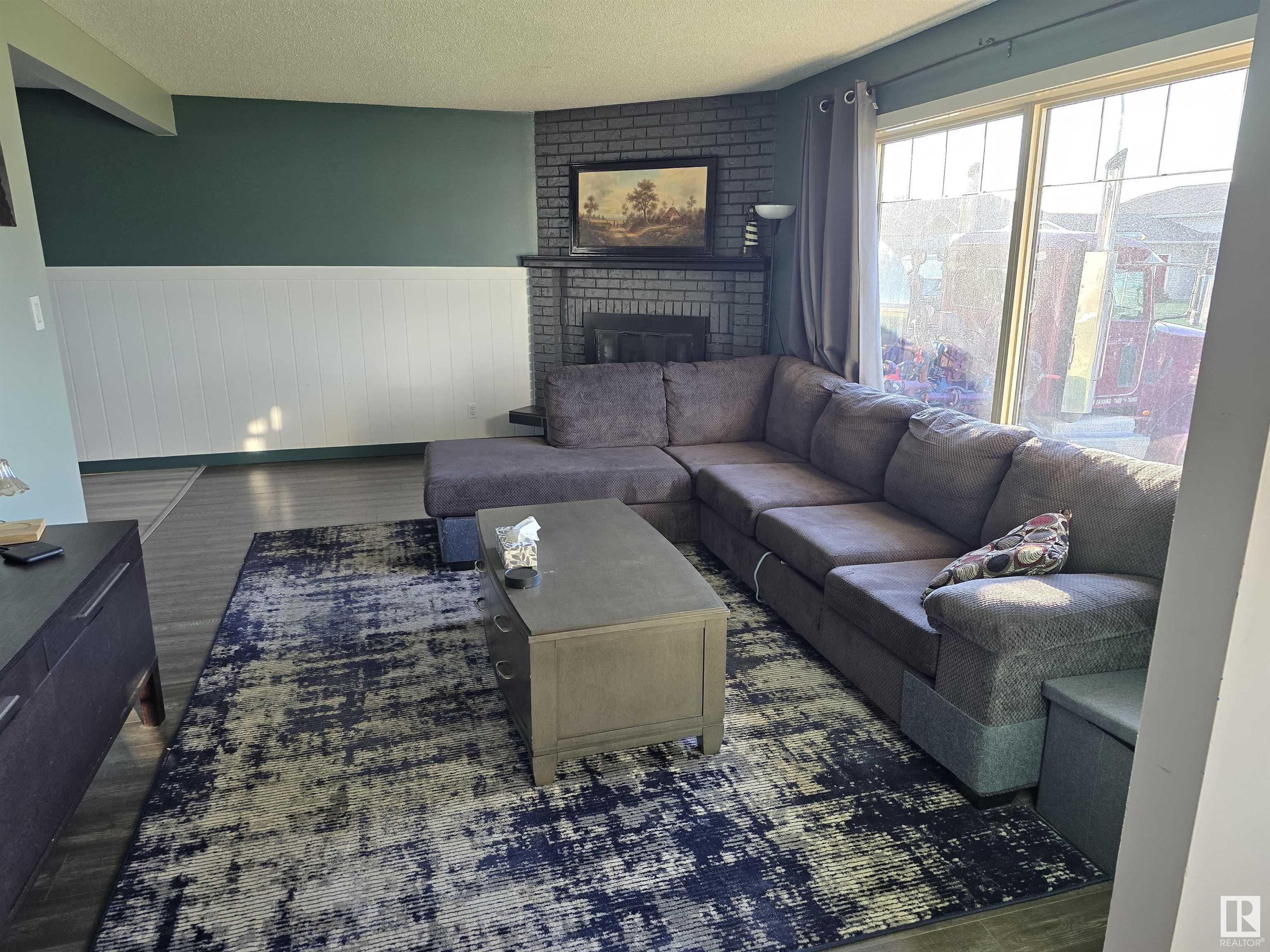Property Photo:  5321 60 Avenue  AB T9C 1J4 