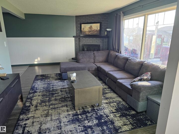 Property Photo:  5321 60 Avenue  AB T9C 1J4 