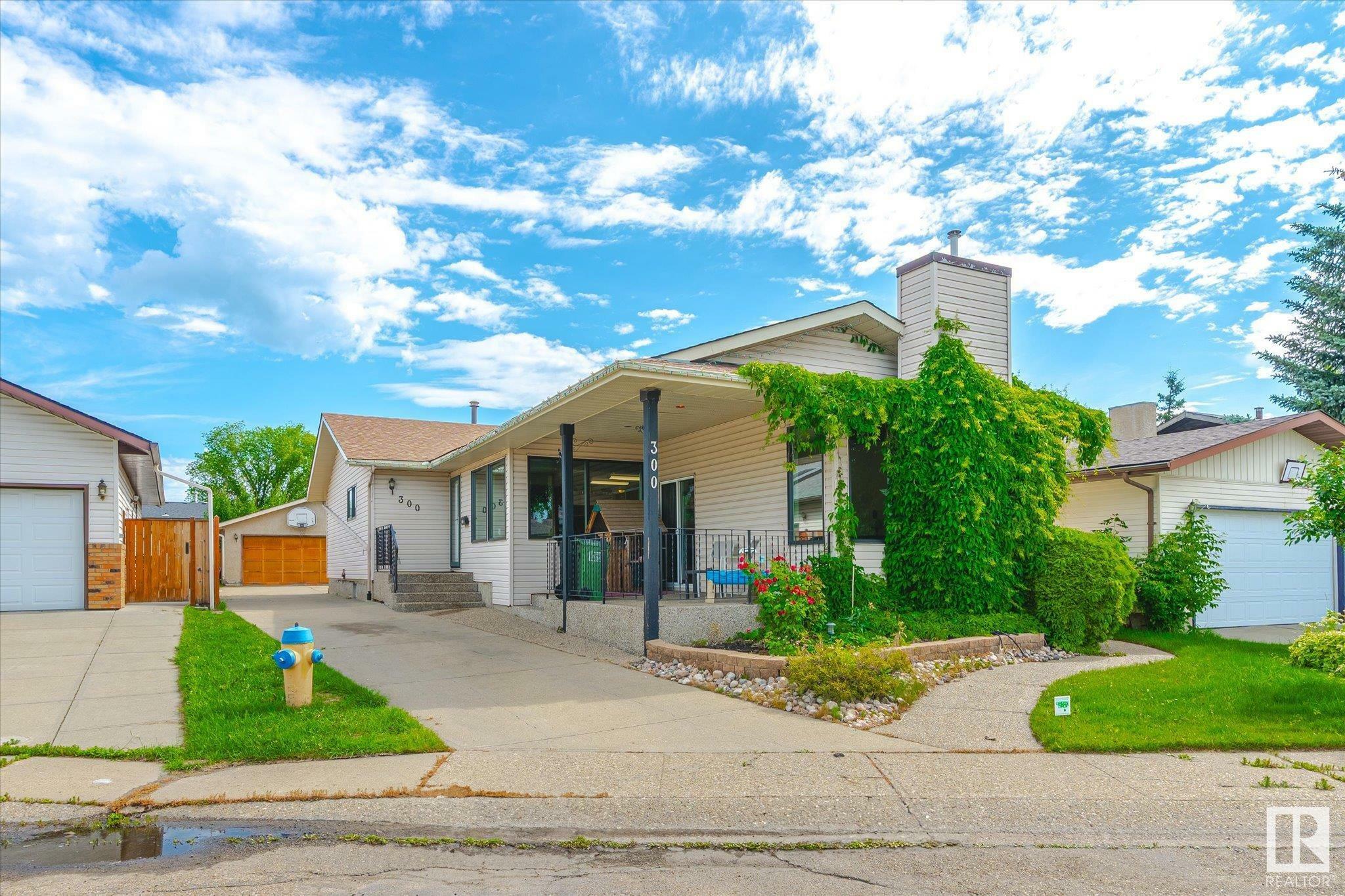 300 Dunluce Road NW  Edmonton AB T5X 4P3 photo