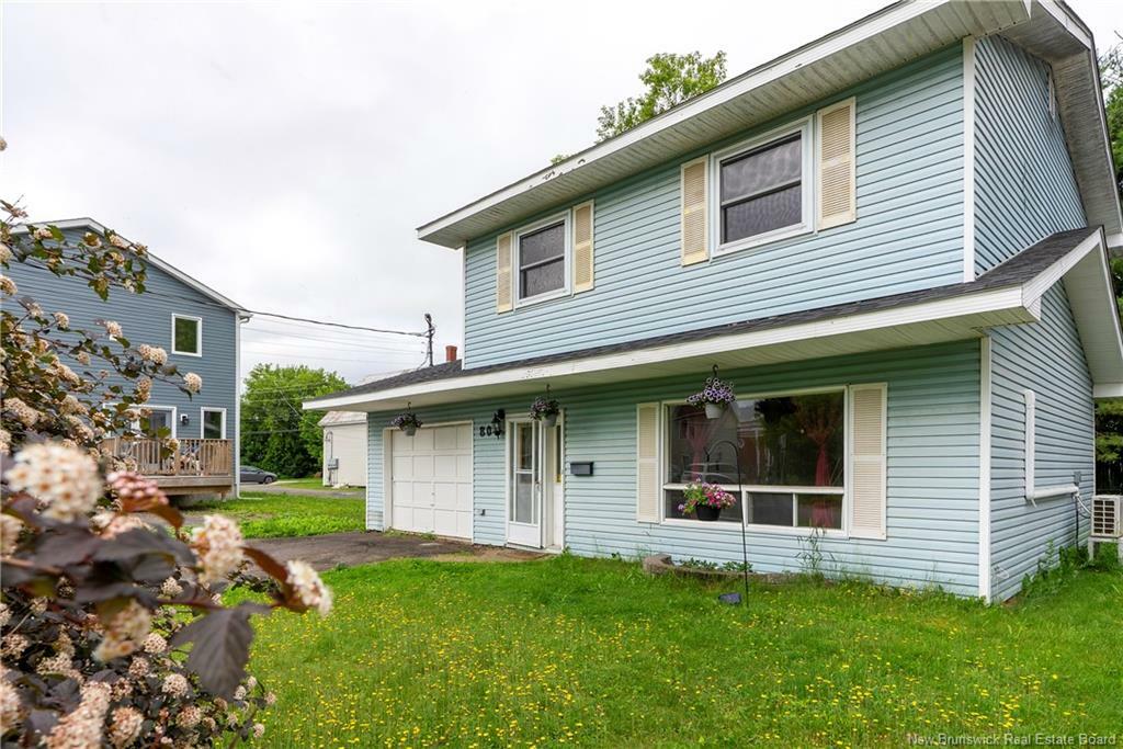 Photo de la propriété: 804 Devon Avenue NB E3A 3H1