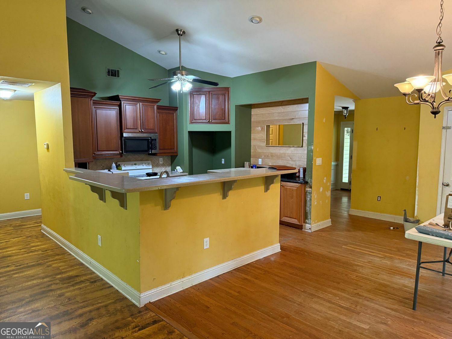 Property Photo: 85 Morning Glen Drive GA 30024