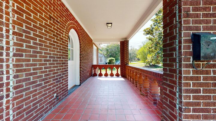 Property Photo:  2211 8th Street  GA 31906