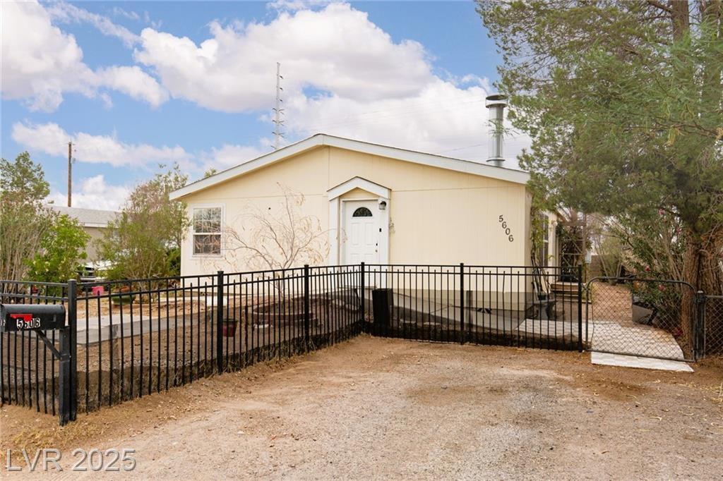 Property Photo: 5606 East Carey Avenue NV 89156