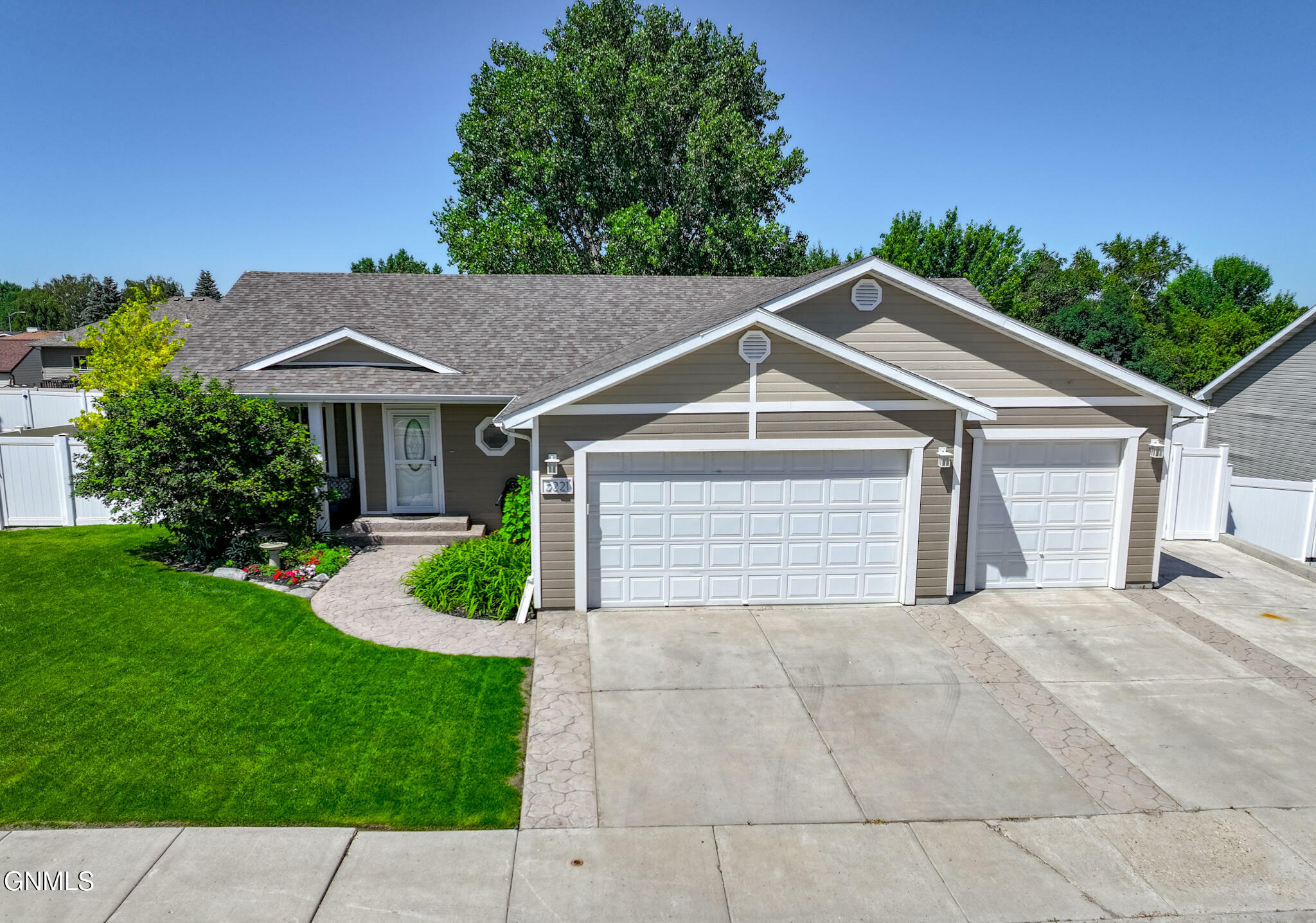 Property Photo: 2221 12th Avenue W ND 58801