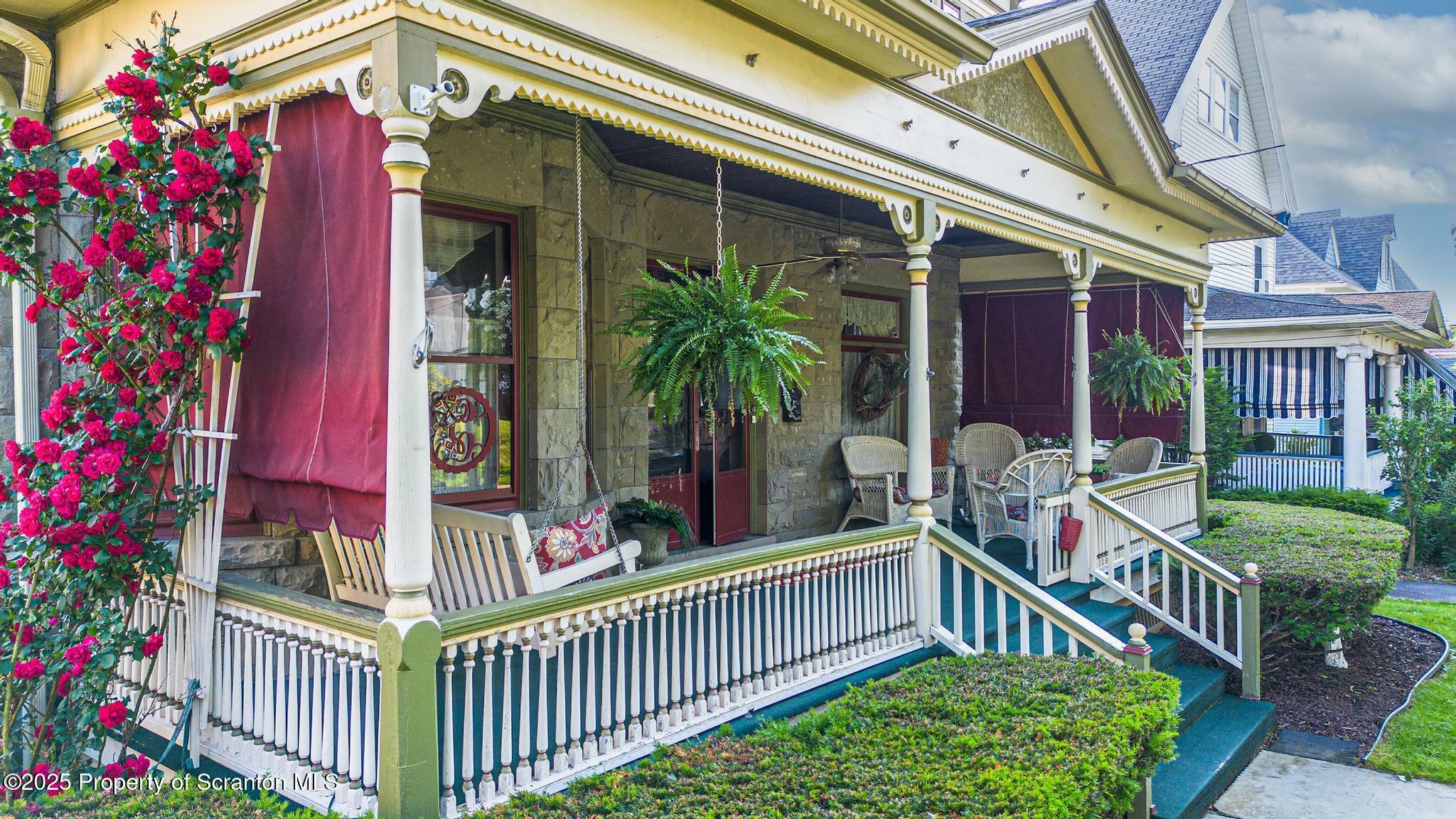 Property Photo: 1012 Sunset Street PA 18509