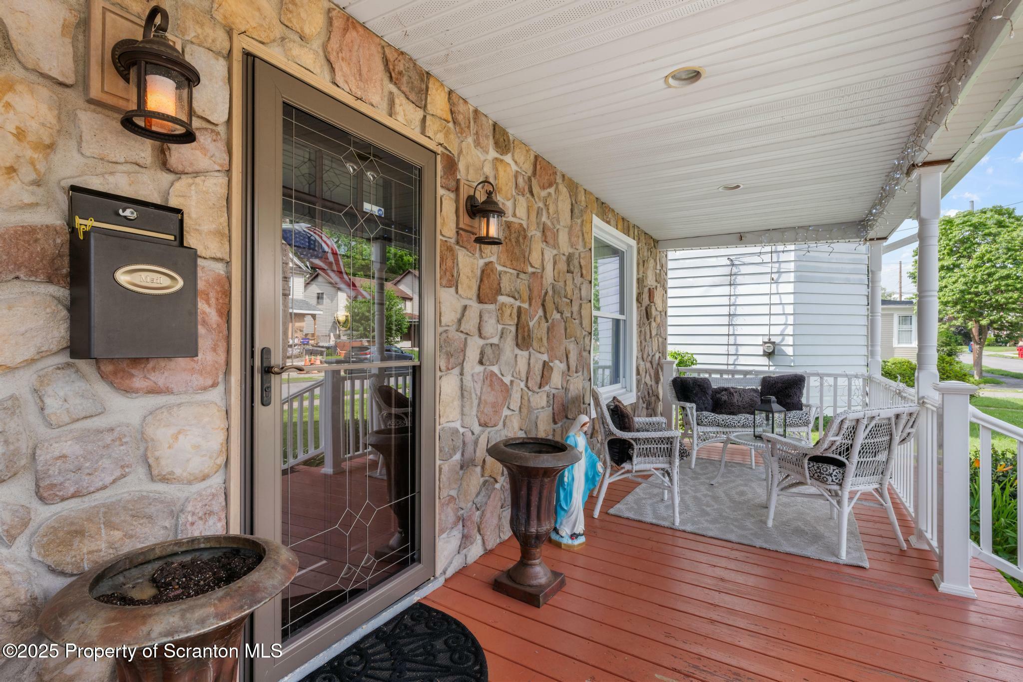 Property Photo: 187 Washington Street PA 18407