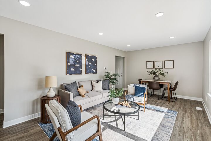 8066 Pilmer Drive  Des Moines IA 50320 photo