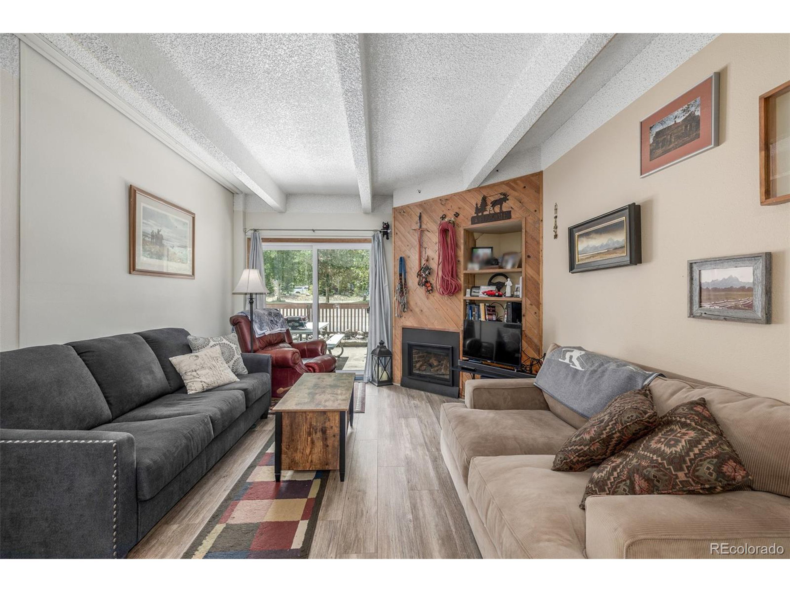 Property Photo: 200 Granite St 102 CO 80443