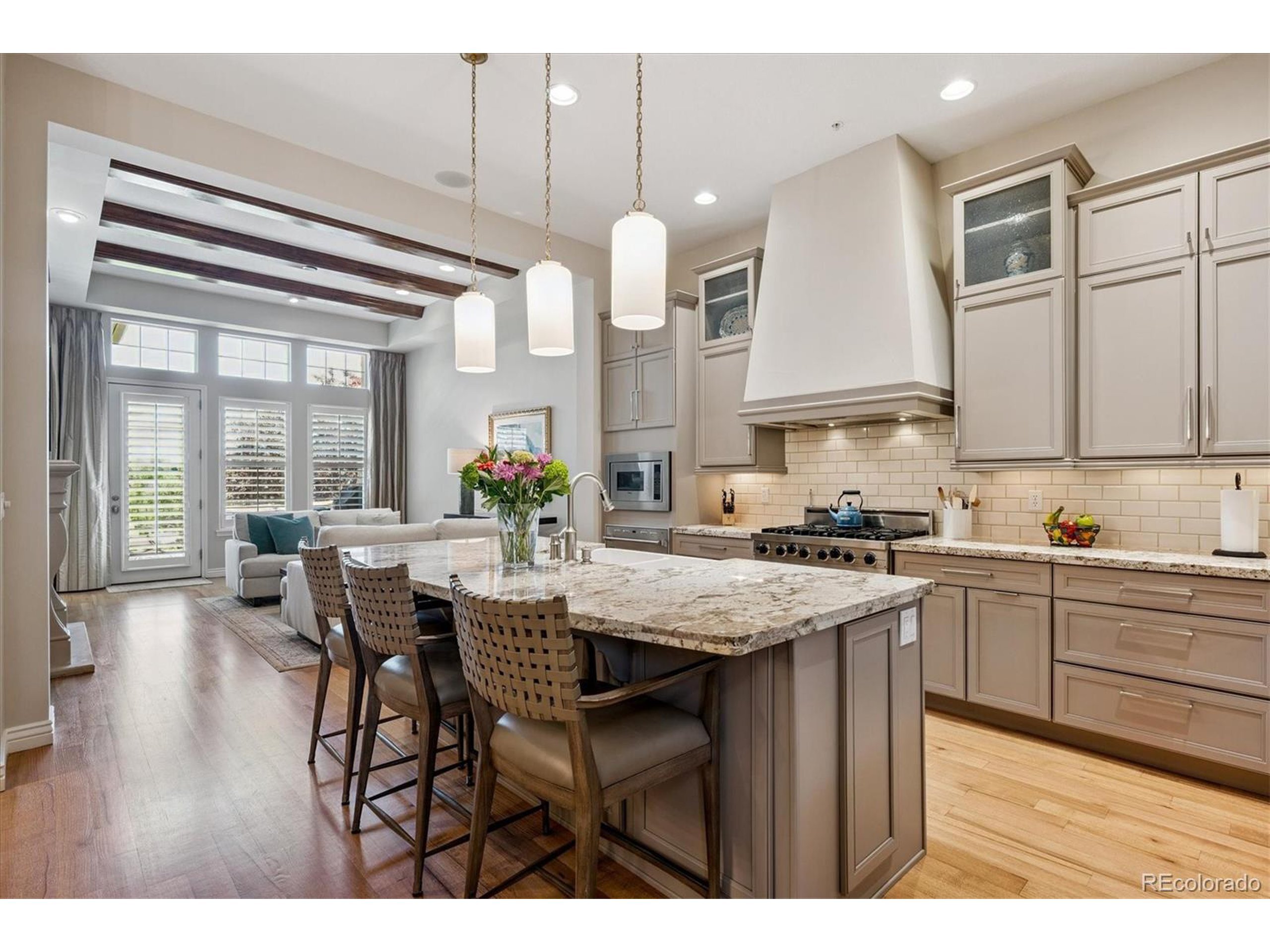Property Photo: 7834 Vallagio Ln CO 80112